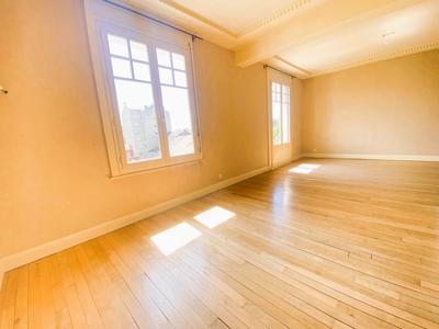 Appartement - 113 m² - 3 pièces