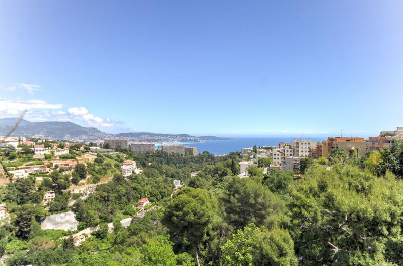 Appartement - 98 m² - 3 pièces