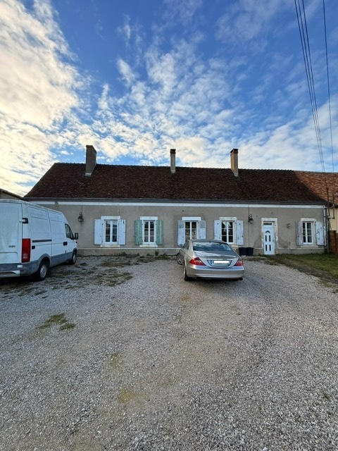 Maison - 160 m² - 8 pièces