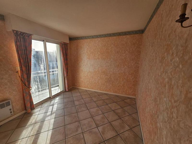 Appartement - 93 m² - 3 pièces