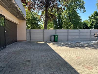 Local commercial - 324 m²