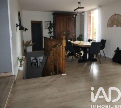 Maison - 220 m² - 7 pièces