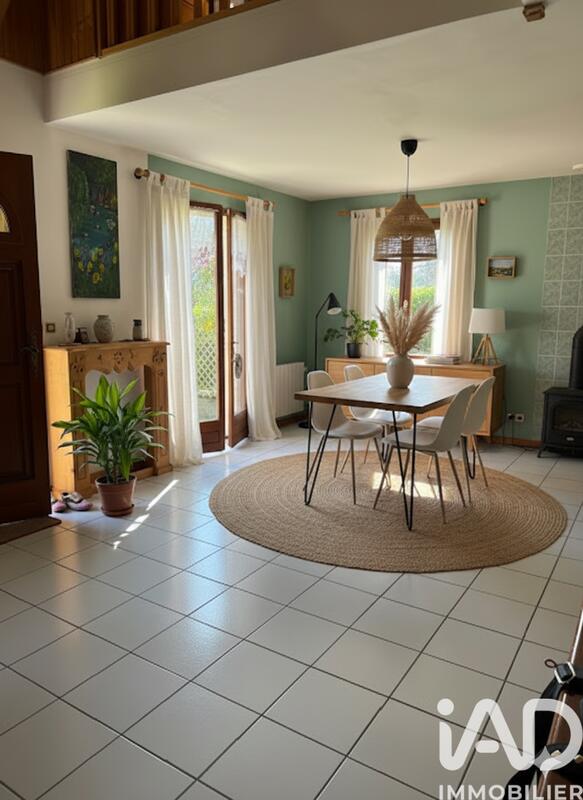 Maison de village - 85 m² - 3 pièces