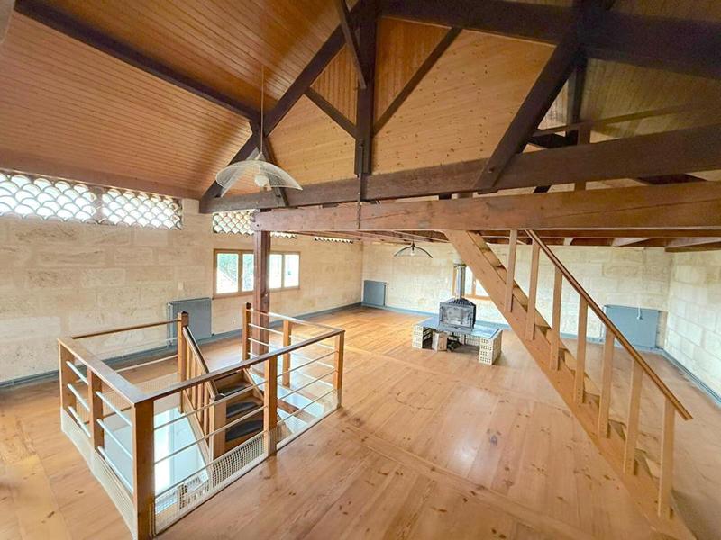 Maison - 162 m² - 3 pièces