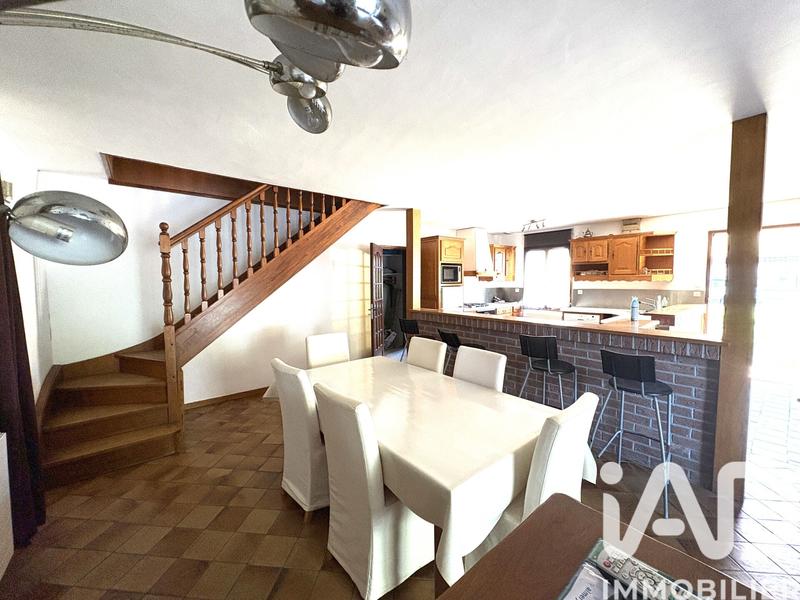 Maison - 150 m² - 5 pièces