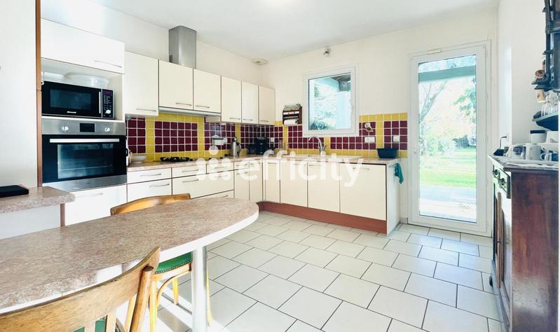 Maison - 156 m² - 5 pièces