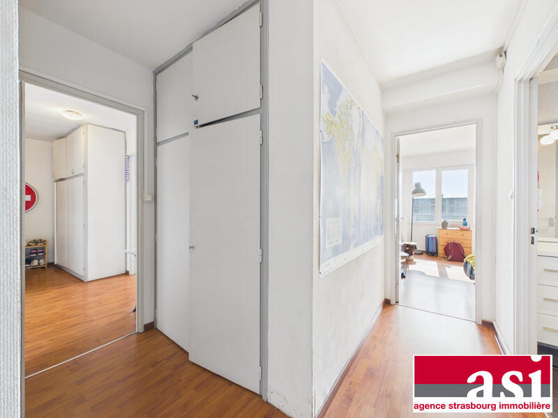 Appartement - 90 m² - 4 pièces