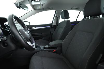 Volkswagen Golf VIII 1.5 eTSI Opf Dsg7 150 ch