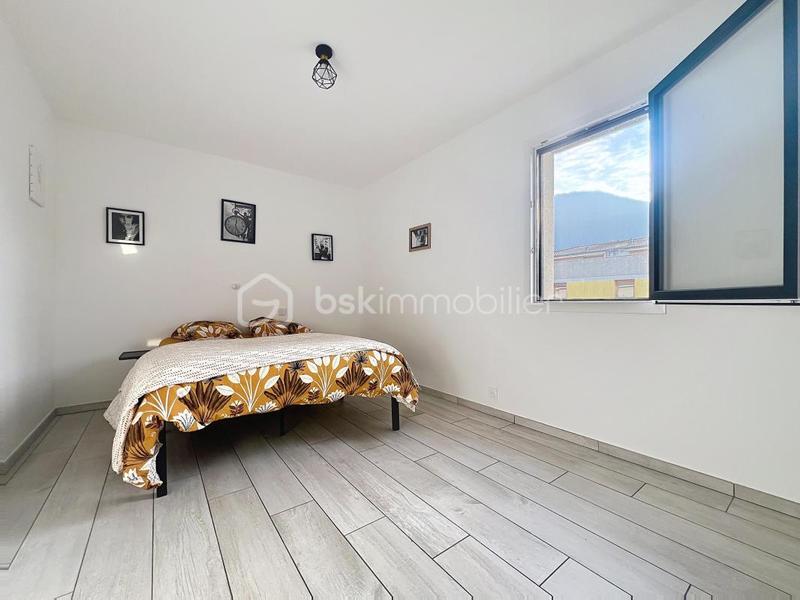 Maison - 159 m² - 6 pièces