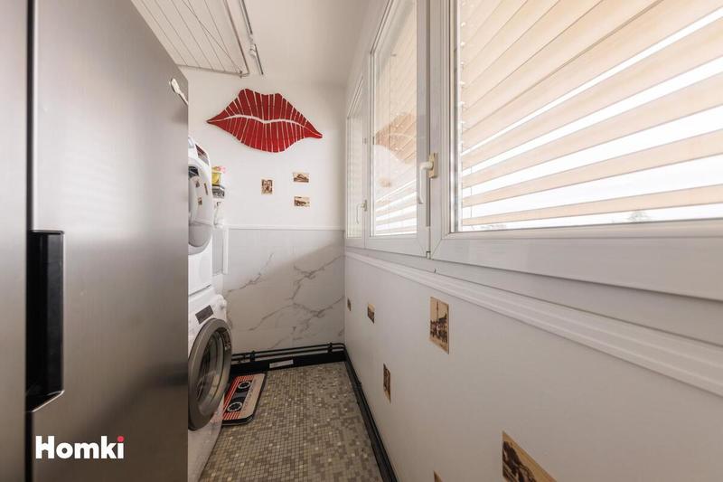 Appartement - 140 m² - 5 pièces