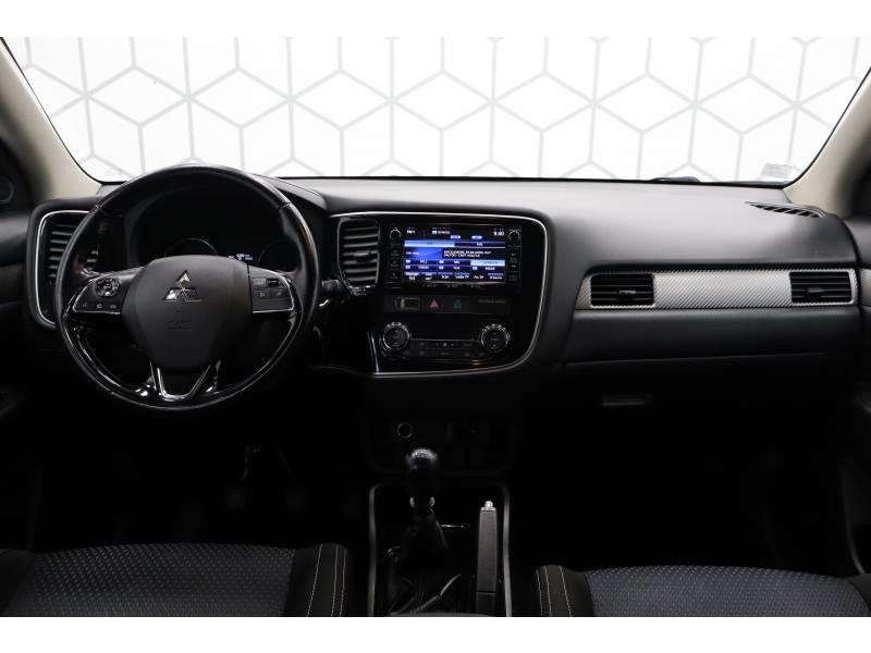 Mitsubishi Outlander 2.2 Di-D 150 2wd Intense Navi 5 places