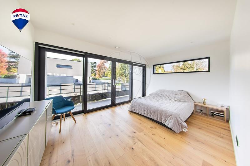 Villa - 185 m² - 6 pièces