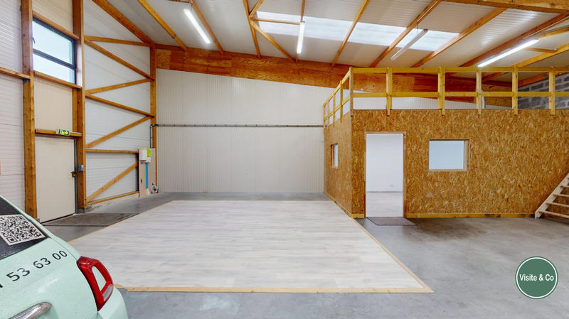 Entrepôt - 167 m²