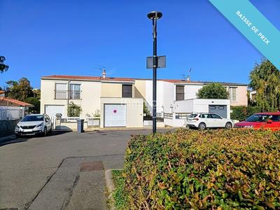 Maison - 102 m² - 5 pièces