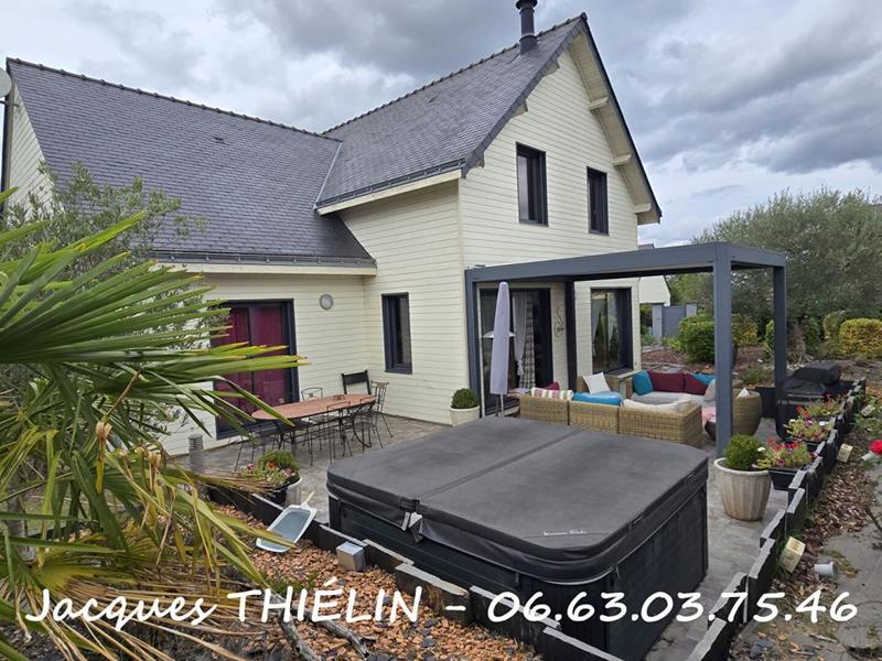 Maison - 165 m² - 5 pièces