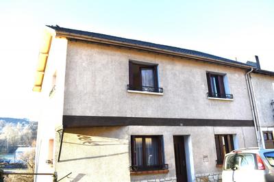 Maison - 160 m² - 12 pièces