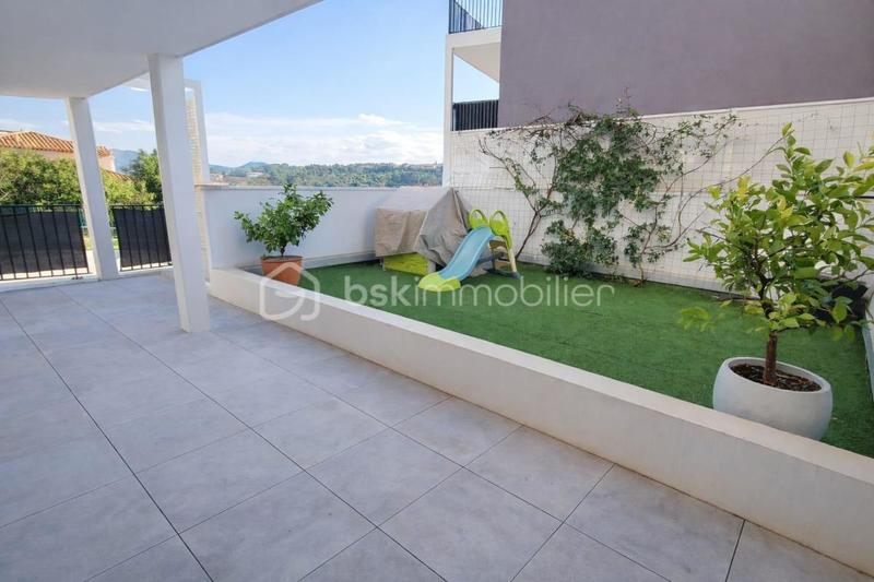 Appartement - 74 m² - 4 pièces