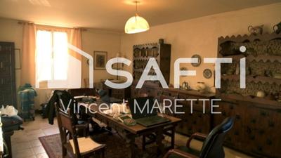 Maison - 280 m² - 8 pièces