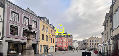 Appartement - 90 m² - 5 pièces