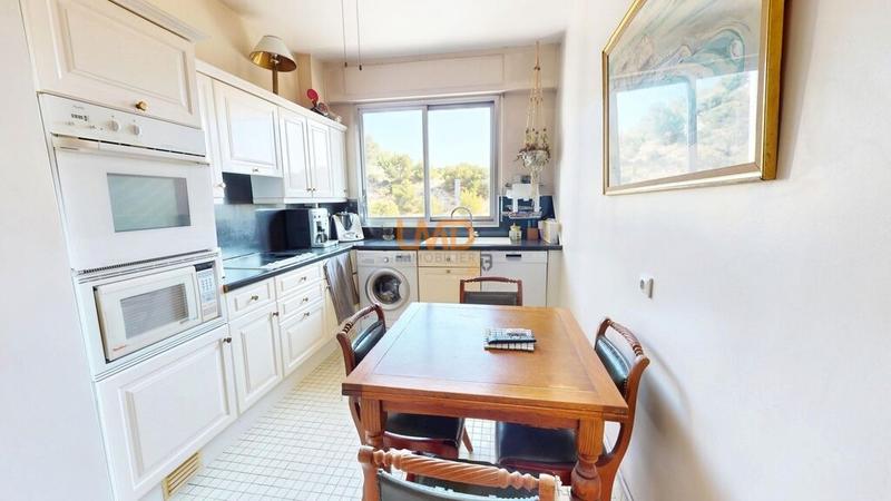 Appartement - 89 m² - 3 pièces