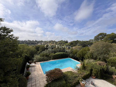 Maison - 178 m² - 6 pièces