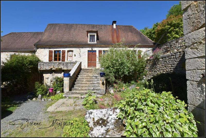 Maison de village - 157 m² - 6 pièces