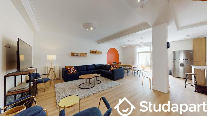 Chambre - 11 m² - 1 pièce