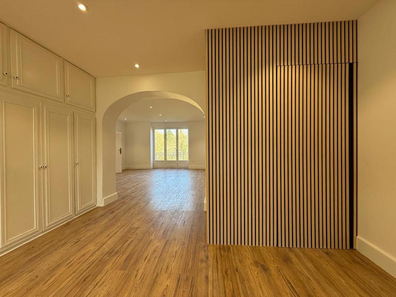 Maison ancienne - 306 m² - 8 pièces