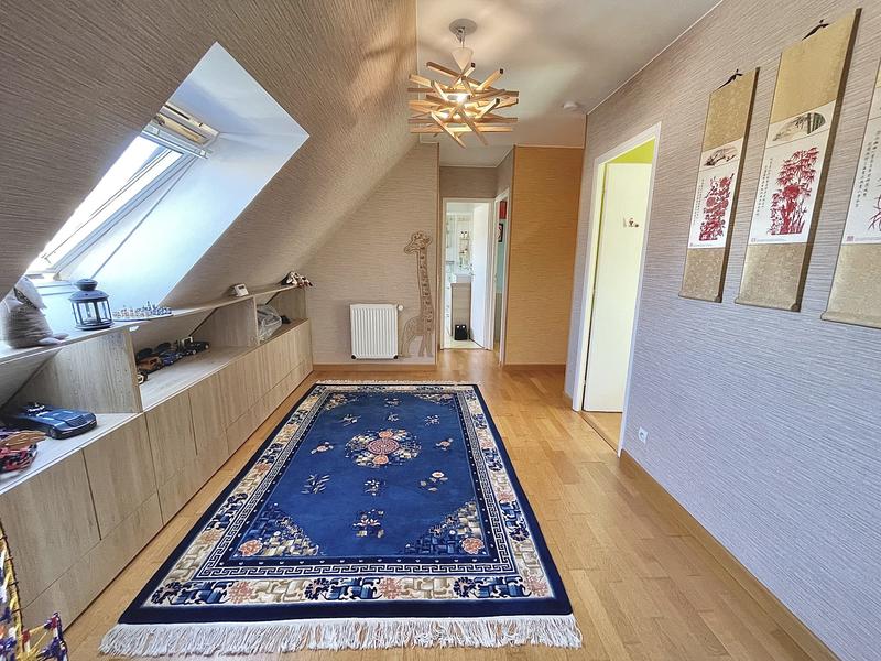 Maison - 112 m² - 7 pièces