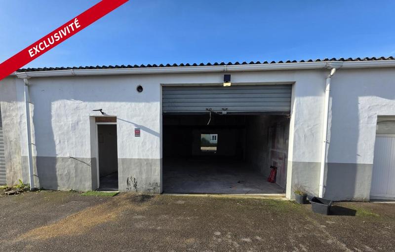 Parking - 82 m²