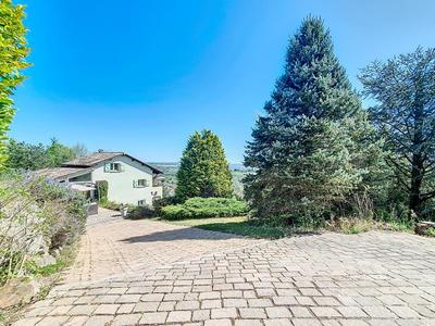 Maison - 170 m² - 6 pièces