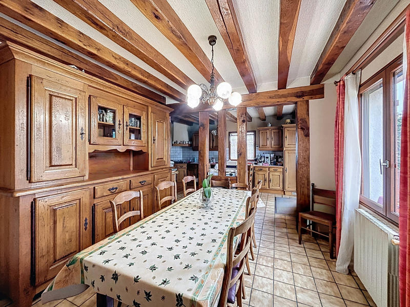 Maison - 99 m² - 4 pièces