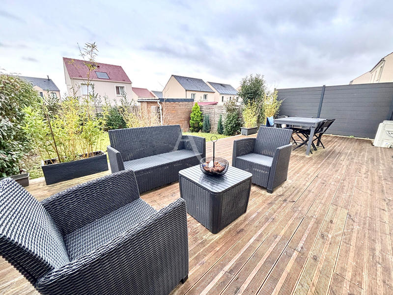 Maison - 107 m² - 6 pièces