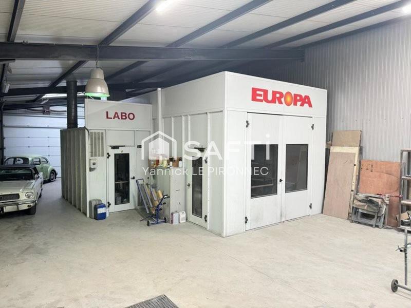 Local commercial - 380 m² - 2 pièces