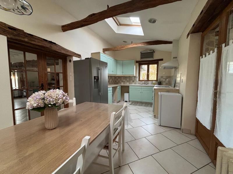 Maison - 262 m² - 6 pièces