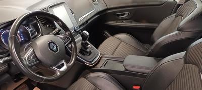 Renault Scénic IV Blue dCi 120 Edc Intens