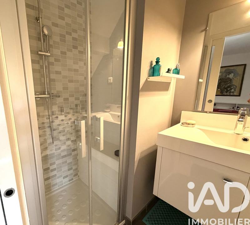 Appartement - 94 m² - 4 pièces