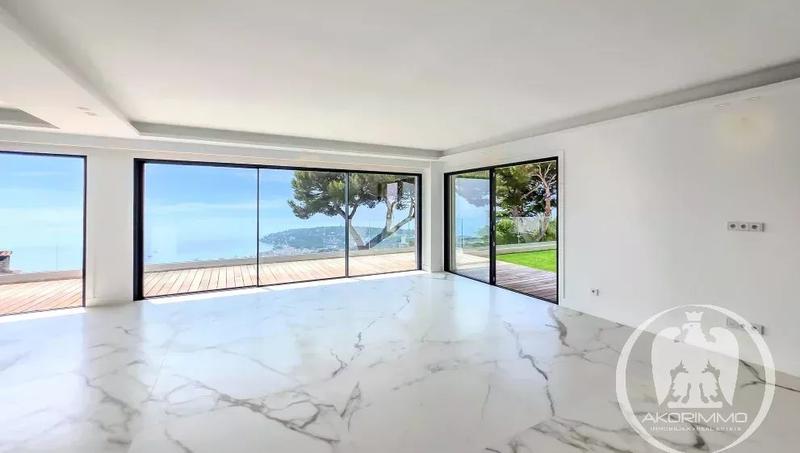 Villa - 238 m² - 5 pièces