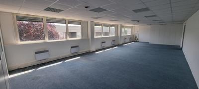 Bureau - 134 m²