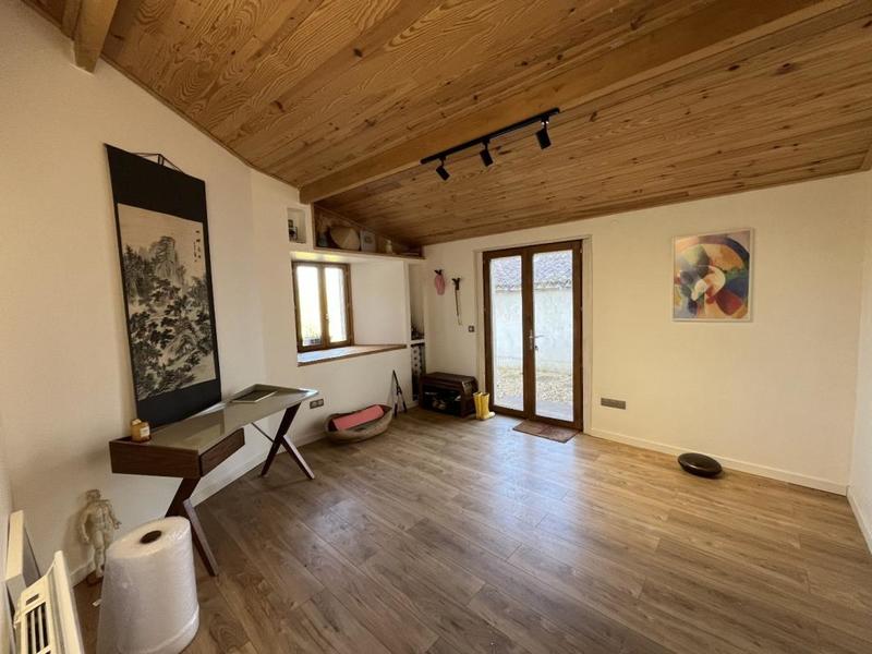 Maison - 108 m² - 4 pièces