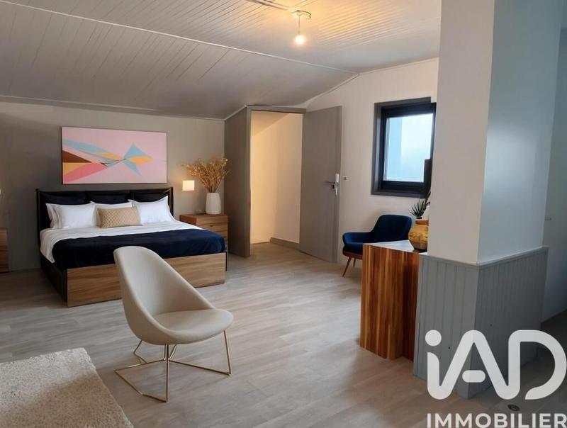 Maison - 171 m² - 6 pièces