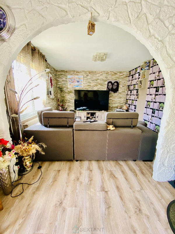 Maison - 110 m² - 6 pièces