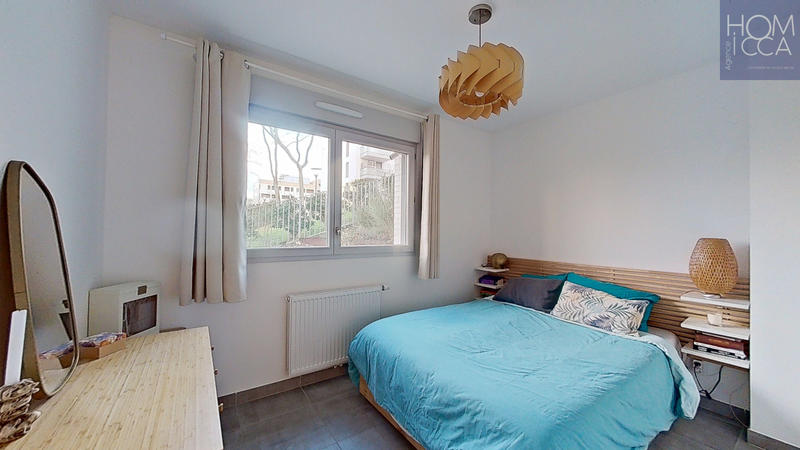 Duplex - 97 m² - 5 pièces