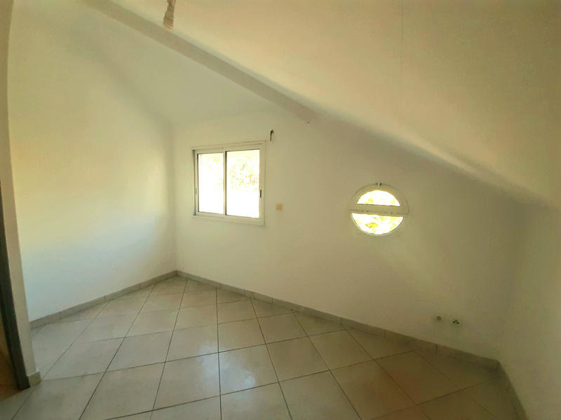 Villa - 102 m² - 6 pièces