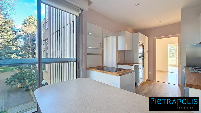 Appartement - 132 m² - 5 pièces