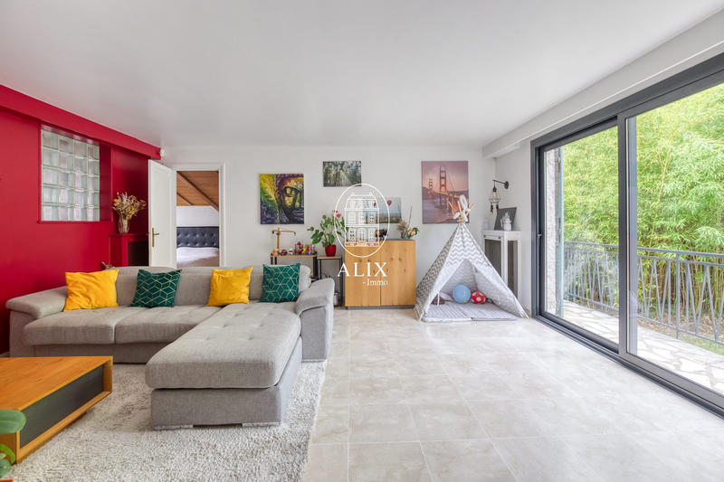 Maison - 160 m² - 6 pièces