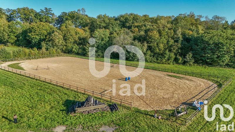 Maison - 221 m² - 7 pièces