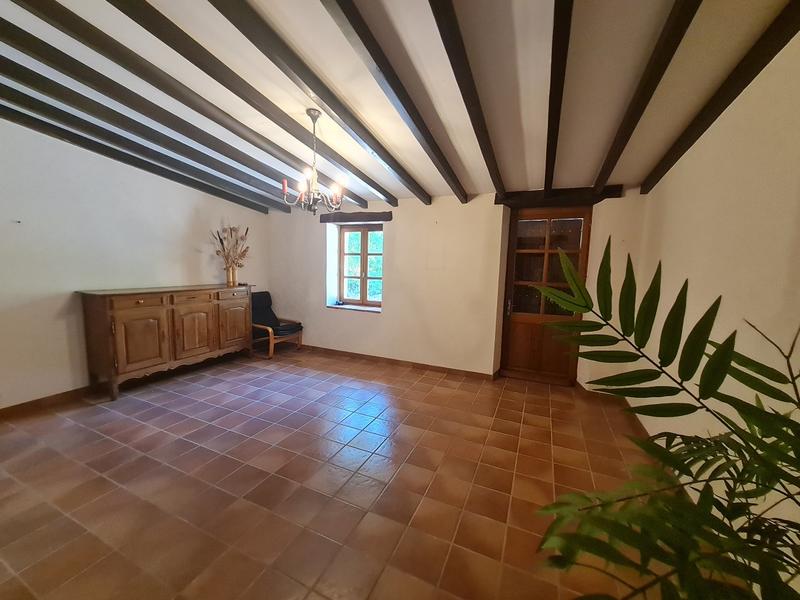 Maison - 204 m² - 7 pièces