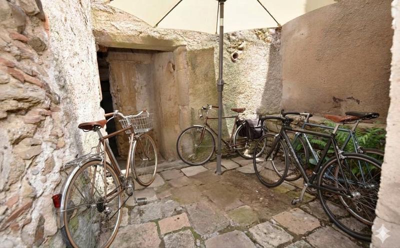 Maison - 200 m² - 6 pièces