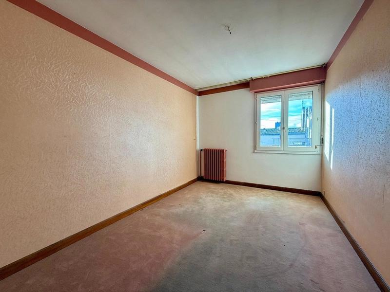 Appartement - 136 m² - 6 pièces